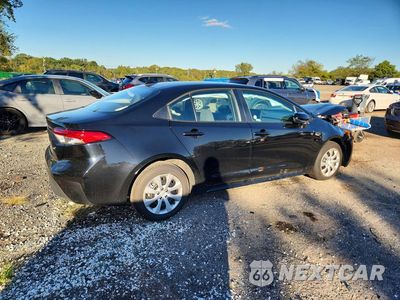 Trzecie zdjęcie samochodu z tyłu: 2026 TOYOTA COROLLA LE VIN:5YFB4MDEXTP392246 - miniatura