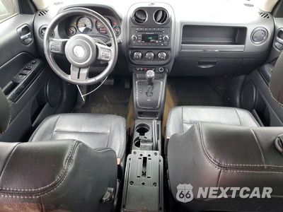 Zdjęcie 8 z 14 samochodu: 2016 JEEP PATRIOT LATITUDE VIN:1C4NJRFB3GD690362 - miniatura