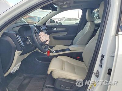 Zdjęcie 7 z 13 samochodu: 2019 VOLVO XC40 T5 INSCRIPTION VIN:YV4162UL3K2147159 - miniatura