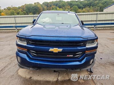 Piąte zdjęcie samochodu w środku: 2018 CHEVROLET SILVERADO K1500 LT VIN:1GCVKREH7JZ210000 - miniatura