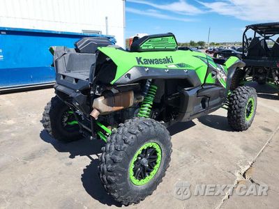 Czwarte zdjęcie samochodu z boku: 2020 KAWASAKI KRFT00A - UTILITY VEHICLE VIN:JKARFCA14LB504083 - miniatura