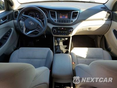 Zdjęcie 8 z 13 samochodu: 2017 HYUNDAI TUCSON ECO VIN:KM8J3CA20HU393155 - miniatura