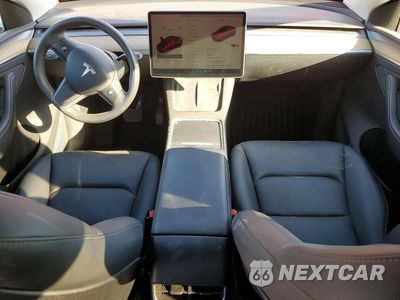 Zdjęcie 8 z 12 samochodu: 2023 TESLA MODEL Y VIN:7SAYGDEEXPA040379 - miniatura