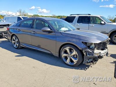 Czwarte zdjęcie samochodu z boku: 2018 HONDA ACCORD TOURING VIN:1HGCV1F92JA049076 - miniatura