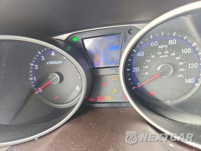 Zdjęcie 9 z 12 samochodu: 2013 HYUNDAI TUCSON GLS VIN:KM8JU3AC5DU575238 - miniatura