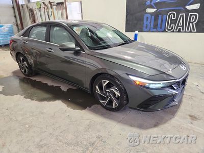 Czwarte zdjęcie samochodu z boku: 2024 HYUNDAI ELANTRA LIMITED VIN:KMHLP4DG7RU814316 - miniatura