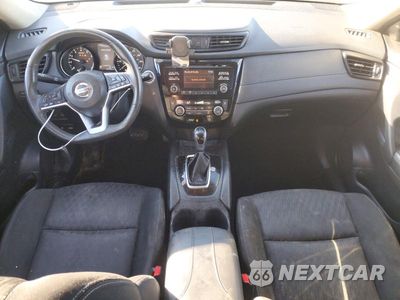 Zdjęcie 8 z 13 samochodu: 2017 NISSAN ROGUE SV VIN:KNMAT2MV8HP582302 - miniatura