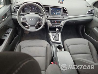 Zdjęcie 8 z 12 samochodu: 2018 HYUNDAI ELANTRA SEL VIN:5NPD84LF2JH266397 - miniatura