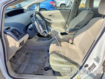 Zdjęcie 7 z 12 samochodu: 2010 TOYOTA PRIUS III VIN:JTDKN3DU6A0087171 - miniatura