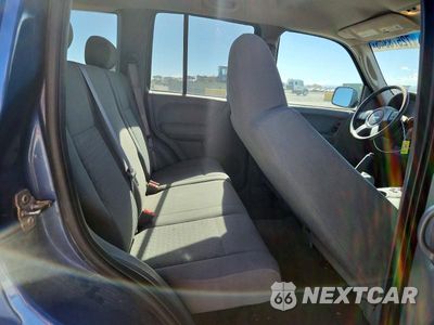 Zdjęcie 11 z 13 samochodu: 2006 JEEP LIBERTY SPORT VIN:1J4GL48K26W124323 - miniatura