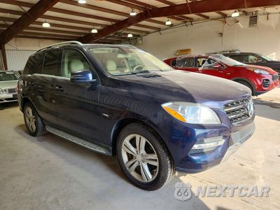 Czwarte zdjęcie samochodu z boku: 2012 MERCEDES-BENZ ML 350 4MATIC VIN:4JGDA5HBXCA014869 - miniatura