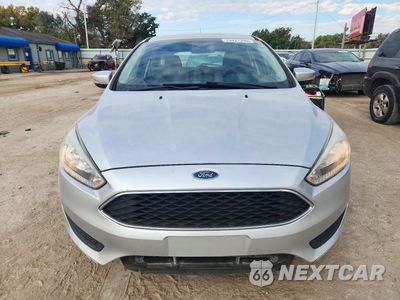 Piąte zdjęcie samochodu w środku: 2016 FORD FOCUS SE VIN:1FADP3K20GL222422 - miniatura