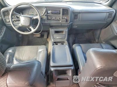 Zdjęcie 8 z 12 samochodu: 2002 CHEVROLET AVALANCHE K1500 VIN:3GNEK13T82G226868 - miniatura