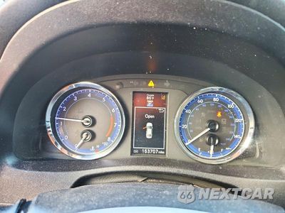 Zdjęcie 9 z 12 samochodu: 2018 TOYOTA COROLLA SE VIN:2T1BURHE2JC061956 - miniatura