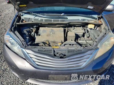 Zdjęcie 12 z 13 samochodu: 2016 TOYOTA SIENNA XLE 8-PASSENGER VIN:5TDYK3DC8GS695872 - miniatura