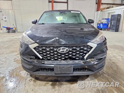 Piąte zdjęcie samochodu w środku: 2019 HYUNDAI TUCSON SE VIN:KM8J2CA45KU001119 - miniatura