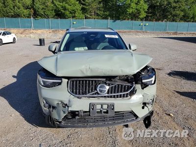 Piąte zdjęcie samochodu w środku: 2023 VOLVO XC40 ULTIMATE VIN:YV4L12UA8P2092334 - miniatura