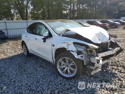 Czwarte zdjęcie samochodu z boku: 2023 TESLA MODEL Y VIN:7SAYGDEEXPF615342 - miniatura