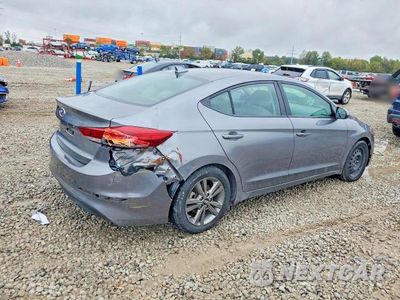 Trzecie zdjęcie samochodu z tyłu: 2018 HYUNDAI ELANTRA VALUE EDITION VIN:5NPD84LF7JH325198 - miniatura