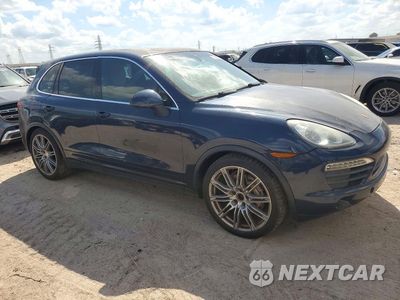 Czwarte zdjęcie samochodu z boku: 2011 PORSCHE CAYENNE S VIN:WP1AB2A2XBLA53816 - miniatura