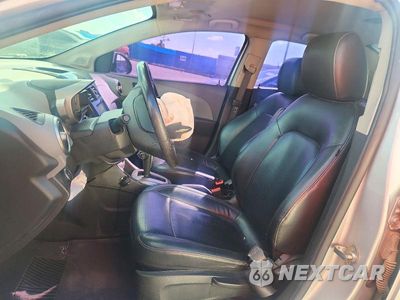 Zdjęcie 7 z 12 samochodu: 2015 CHEVROLET SONIC LTZ VIN:1G1JE5SB2F4119437 - miniatura