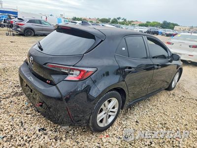 Trzecie zdjęcie samochodu z tyłu: 2019 TOYOTA COROLLA HATCHBACK SE VIN:JTNK4RBE4K3024616 - miniatura