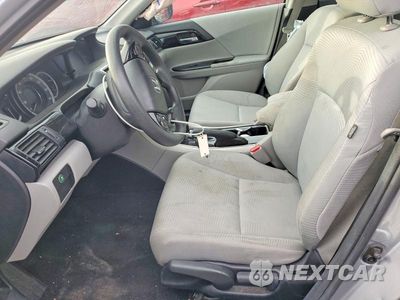 Zdjęcie 7 z 12 samochodu: 2017 HONDA ACCORD LX VIN:1HGCR2F38HA119616 - miniatura