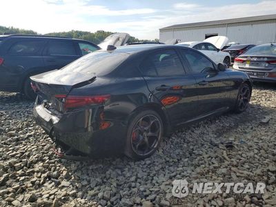 Trzecie zdjęcie samochodu z tyłu: 2019 ALFA ROMEO GIULIA TI VIN:ZARFANBN0K7607853 - miniatura