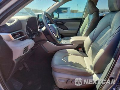 Zdjęcie 7 z 13 samochodu: 2024 TOYOTA HIGHLANDER XLE VIN:5TDKDRAH8RS050774 - miniatura