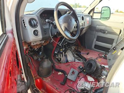 Zdjęcie 8 z 12 samochodu: 2014 FORD ECONOLINE E450 SUPER DUTY CUTAWAY VAN VIN:1FDWE4FL8EDA71995 - miniatura