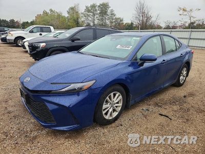 2026 TOYOTA CAMRY LE 4T1DBADK0TU037796 - główne zdjęcie licytacji z USA - miniatura