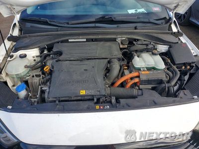 Zdjęcie 11 z 12 samochodu: 2017 HYUNDAI IONIQ BLUE VIN:KMHC65LC5HU030609 - miniatura