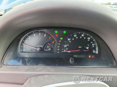 Zdjęcie 9 z 12 samochodu: 2002 TOYOTA CAMRY LE VIN:4T1BE32K82U528533 - miniatura