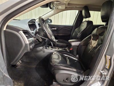 Zdjęcie 7 z 14 samochodu: 2014 JEEP CHEROKEE TRAILHAWK VIN:1C4PJMBS5EW214214 - miniatura