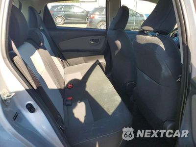 Zdjęcie 10 z 12 samochodu: 2018 TOYOTA YARIS 5-DOOR LE VIN:VNKKTUD36JA095548 - miniatura