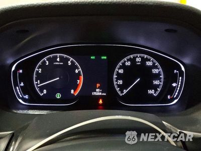 Zdjęcie 9 z 13 samochodu: 2018 HONDA ACCORD SPORT VIN:1HGCV1F32JA171965 - miniatura