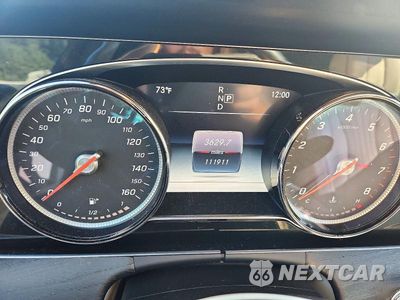 Zdjęcie 9 z 12 samochodu: 2017 MERCEDES-BENZ E 300 4MATIC VIN:WDDZF4KB6HA199112 - miniatura