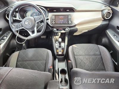 Zdjęcie 8 z 12 samochodu: 2019 NISSAN KICKS SV VIN:3N1CP5CU1KL491062 - miniatura