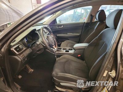 Zdjęcie 7 z 12 samochodu: 2017 KIA OPTIMA LX VIN:5XXGT4L37HG175892 - miniatura