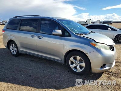 Czwarte zdjęcie samochodu z boku: 2011 TOYOTA SIENNA LE VIN:5TDKK3DC4BS134972 - miniatura