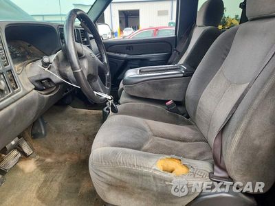 Zdjęcie 7 z 12 samochodu: 2003 CHEVROLET SILVERADO K1500 VIN:1GCEK19T73E357640 - miniatura