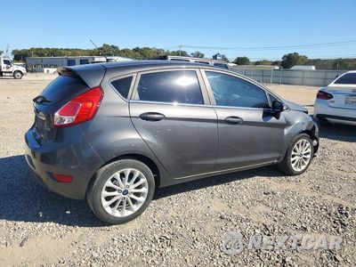 Trzecie zdjęcie samochodu z tyłu: 2018 FORD FIESTA TITANIUM VIN:3FADP4FJ5JM125875 - miniatura