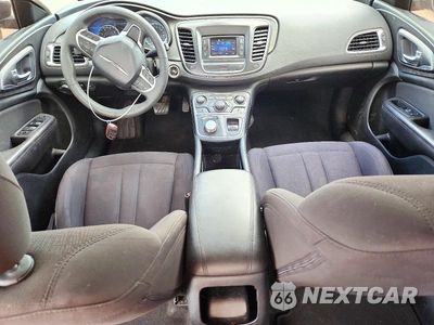 Zdjęcie 8 z 12 samochodu: 2015 CHRYSLER 200 LIMITED VIN:1C3CCCAB1FN635234 - miniatura