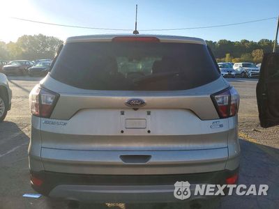 Zdjęcie 6 z 13 samochodu: 2017 FORD ESCAPE SE VIN:1FMCU9GD1HUA62294 - miniatura
