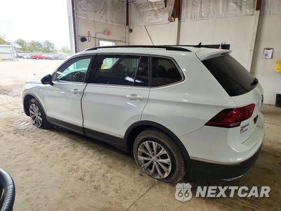 Drugie zdjęcie samochodu z przodu: 2018 VOLKSWAGEN TIGUAN SE VIN:3VV3B7AX6JM096700 - miniatura