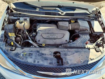 Zdjęcie 12 z 13 samochodu: 2019 CHRYSLER PACIFICA TOURING L VIN:2C4RC1BG1KR539783 - miniatura