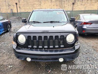 Piąte zdjęcie samochodu w środku: 2014 JEEP PATRIOT SPORT VIN:1C4NJPBA3ED705229 - miniatura