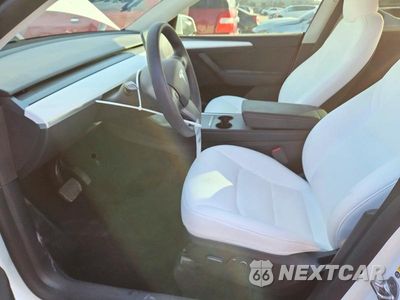 Zdjęcie 7 z 14 samochodu: 2023 TESLA MODEL Y VIN:7SAYGDEE5PA118647 - miniatura