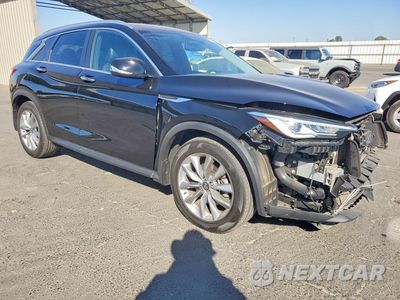 Czwarte zdjęcie samochodu z boku: 2021 INFINITI QX50 LUXE VIN:3PCAJ5BA1MF126475 - miniatura