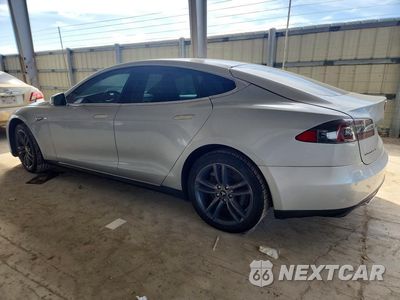 Drugie zdjęcie samochodu z przodu: 2014 TESLA MODEL S VIN:5YJSA1H1XEFP28586 - miniatura